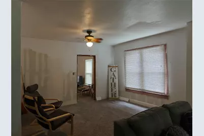 611 Wayne Street, Dallas, TX 75223 - Photo 3