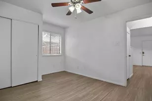 5720 Cedar Creek Dr, Benbrook, TX 76109 - Photo 15