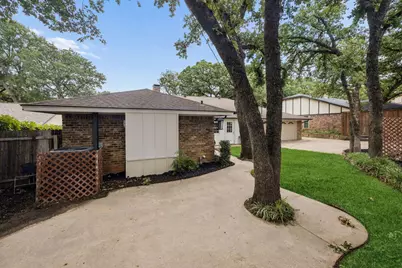 1908 Scarlett Court, Arlington, TX 76012 - Photo 37