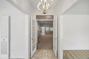1908 Scarlett Ct, Arlington, TX 76012 - Photo 17