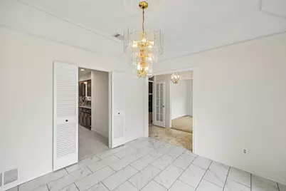1908 Scarlett Court, Arlington, TX 76012 - Photo 11