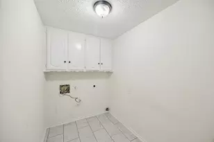1908 Scarlett Ct, Arlington, TX 76012 - Photo 21