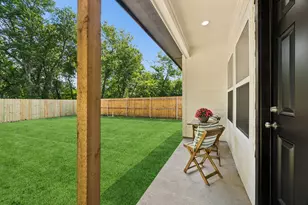 2810 Gillespie St, Greenville, TX 75401 - Photo 27
