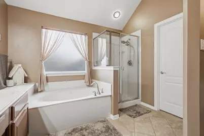 8100 Yucatan Court, Arlington, TX 76002 - Photo 17