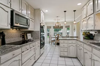 7250 Boca Raton Drive, North Richland Hills, TX 76182 - Photo 11