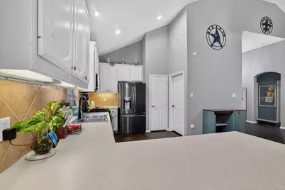 8868 Trace Ridge Parkway, Fort Worth, TX 76244 - Photo 13