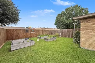 2910 Sweet Gum St, Garland, TX 75044 - Photo 23