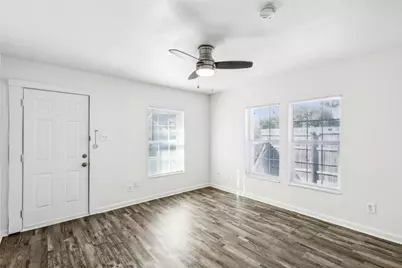 1815 W Brooklyn Avenue, Dallas, TX 75208 - Photo 21
