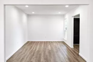 2102 Jeannette Ct, Arlington, TX 76010 - Photo 11