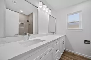 2102 Jeannette Ct, Arlington, TX 76010 - Photo 31