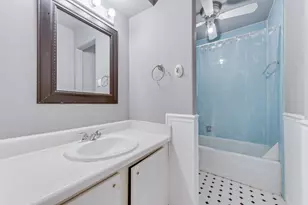 1809 E Grauwyler Rd, Irving, TX 75061 - Photo 9