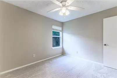 633 Manchester Drive, Mansfield, TX 76063 - Photo 15