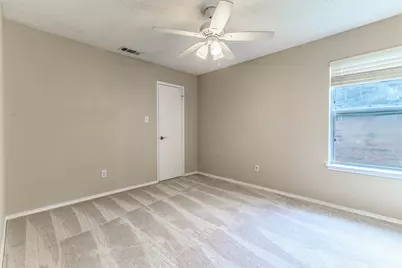 633 Manchester Drive, Mansfield, TX 76063 - Photo 17