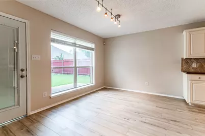633 Manchester Drive, Mansfield, TX 76063 - Photo 7