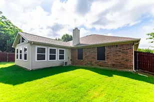 633 Manchester Dr, Mansfield, TX 76063 - Photo 29