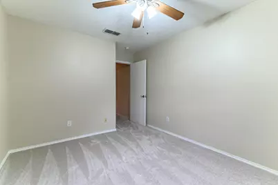 633 Manchester Drive, Mansfield, TX 76063 - Photo 13