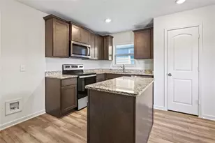 8204 Buck Mountain Pass, Fort Worth, TX 76179 - Photo 3