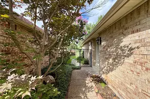 3212 Laurel Oaks Ct, Garland, TX 75044 - Photo 3
