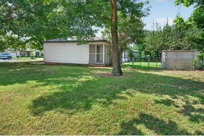 307 Norwood Drive, Hurst, TX 76053 - Photo 23