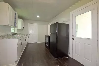 901 N Howeth, Gainesville, TX 76240 - Photo 13