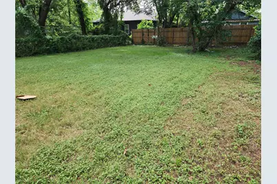 3610 Kenilworth Street, Dallas, TX 75210 - Photo 9
