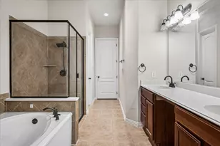 2470 Sunderland Ln, Lewisville, TX 75067 - Photo 17