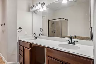 2470 Sunderland Ln, Lewisville, TX 75067 - Photo 19