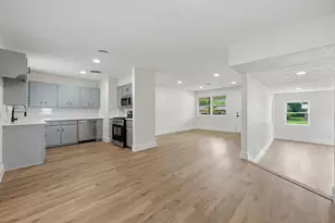 716 Pine St, Hurst, TX 76053 - Photo 11