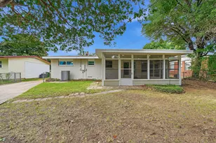 716 Pine St, Hurst, TX 76053 - Photo 31