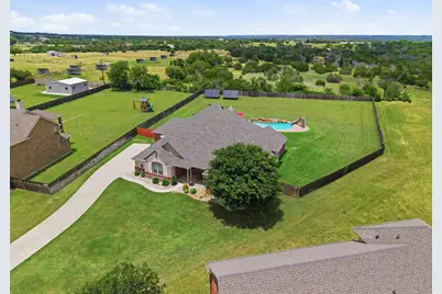 813 Blue Quail Drive, Weatherford, TX 76087 - Photo 5