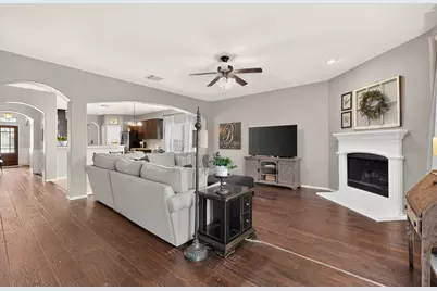 201 Sandy Creek Way, McKinney, TX 75072 - Photo 5