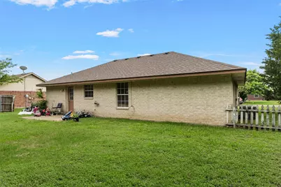 1307 Luanne, Bellmead, TX 76705 - Photo 21