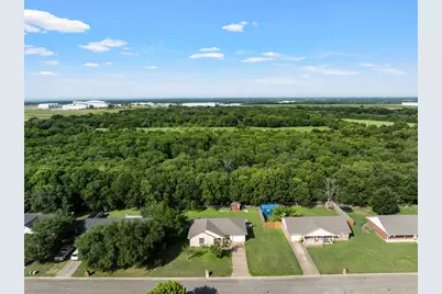 1307 Luanne, Bellmead, TX 76705 - Photo 23