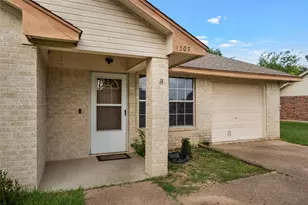 1307 Luanne, Bellmead, TX 76705 - Photo 29