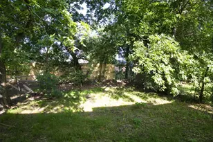2520 N Hickory St, Sherman, TX 75092 - Photo 29