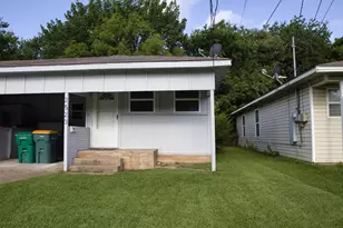 2520 N Hickory St, Sherman, TX 75092 - Photo 1