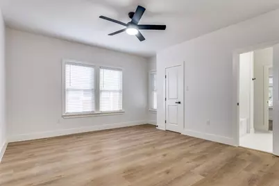 2101 Fairmount Avenue, Fort Worth, TX 76110 - Photo 9