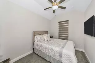 2124 Bailey St, Carrollton, TX 75010 - Photo 19