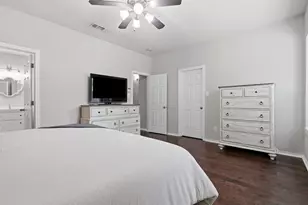 807 Huebner Way, Burleson, TX 76028 - Photo 33