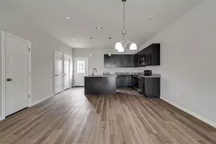 1136 E Broadway Ave, Fort Worth, TX 76104 - Photo 3
