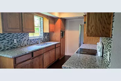 1018 Rockledge Drive, Garland, TX 75043 - Photo 1
