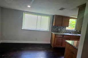1018 Rockledge Dr, Garland, TX 75043 - Photo 5