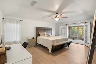 2303 Fall River Dr, Arlington, TX 76006 - Photo 7