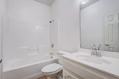 7048 Summit Parc Drive, Dallas, TX 75249 - Photo 5