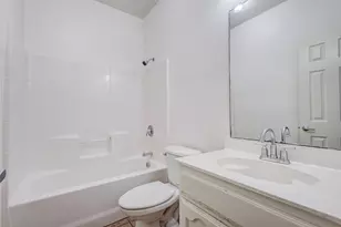 7048 Summit Parc Dr, Dallas, TX 75249 - Photo 5