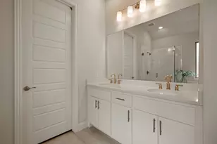14205 Spitfire Trail, Fort Worth, TX 76262 - Photo 13
