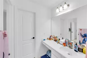 8305 Bartley Cir, Plano, TX 75025 - Photo 25