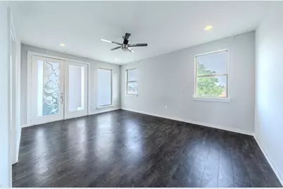 3610 Vilbig Road, Dallas, TX 75212 - Photo 7
