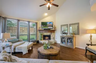 5204 Fringetree Dr, McKinney, TX 75071 - Photo 13