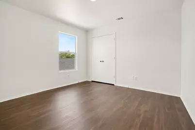 1966 Courtside Drive, Dallas, TX 75051 - Photo 17